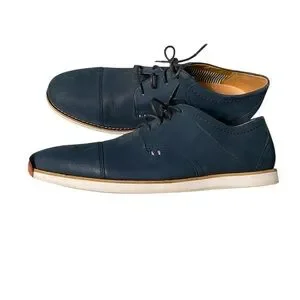 Clarks | Shoes | Clarks Blue Oxfords Sleek Minimalist Design  display picture 3